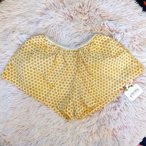 NWT Persnickety White Yellow Polka Dot Lined Shorts 6